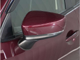 【ドアミラーウインカー】格好良さだけではなく対向車両からの視認性もよく安全に走行する為の安全装備のひとつです。