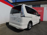 セレナ 2.0 ハイウェイスター S-HYBRID Vセレクション 
