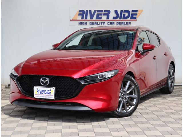 マツダ MAZDA3ファストバック 1.5 15S ツーリング