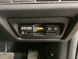 いまや快適なカーライフに欠かせないETCが付いています。