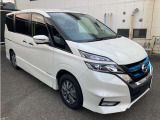 セレナ 1.2 e-POWER ハイウェイスター V 
