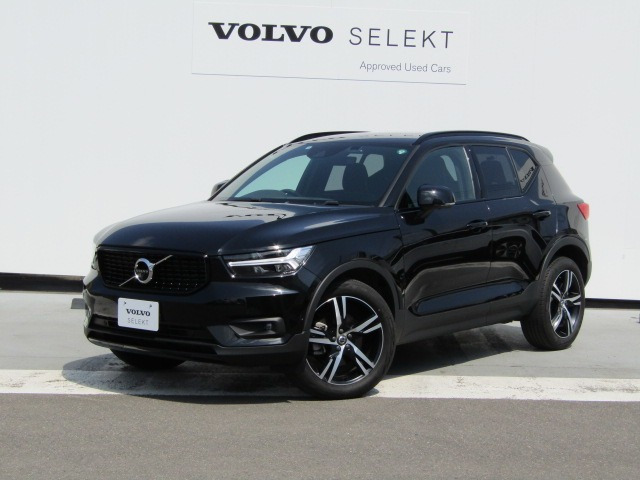XC40 B4 AWD Rデザイン 4WD 