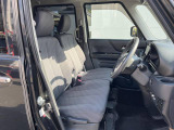 運転席シート廻りは使用感も少なく、良好な状態となっています。丁寧に使われていたことがよくわかりますね。