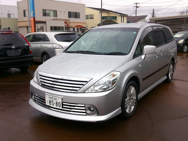 プレサージュ2.5 ライダー 4WD