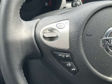 ステアリングに装備されたスイッチで運転中でも楽に音量の操作が可能です♪♪慣れると目線をそらさずに行えますので安全です♪♪