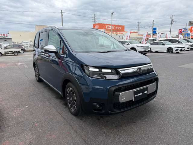 ホンダ フリード 1.5 クロスター の中古車詳細 (5,000km, シーベッド