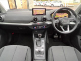 Q2 35 TFSI アドバンスド 