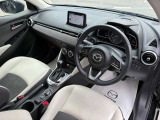 MAZDA2 1.5 15S ホワイト コンフォート