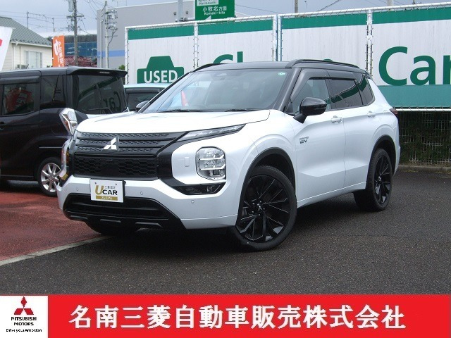 アウトランダー PHEV 2.4 ブラック エディション 4WD 