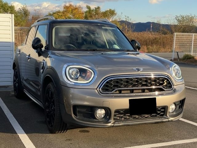 ミニクロスオーバー クーパー S E オール4 4WD 