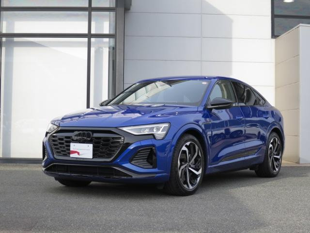 Q8スポーツバック e-tron 55 クワトロ Sライン 4WD 