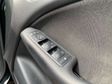 ☆クルマ買ったらエンジンオイル無料のテクノオートリアルです。納車時より走行距離4000キロ又は6ヶ月に一回のペースでご来店していただければ、エンジンオイル交換が無料です!工賃・オイル代金が0円!