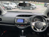 ヴィッツ 1.3 U 4WD 4WD 修復歴無し