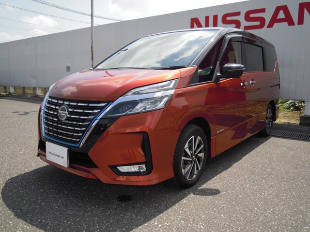 セレナ 1.2 e-POWER ハイウェイスター V 