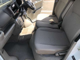 安心のカーライフを迎えて頂くに当たり、納車前点検整備は抜かり無く整備を行わせて頂きます。