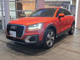 アウディ Q2