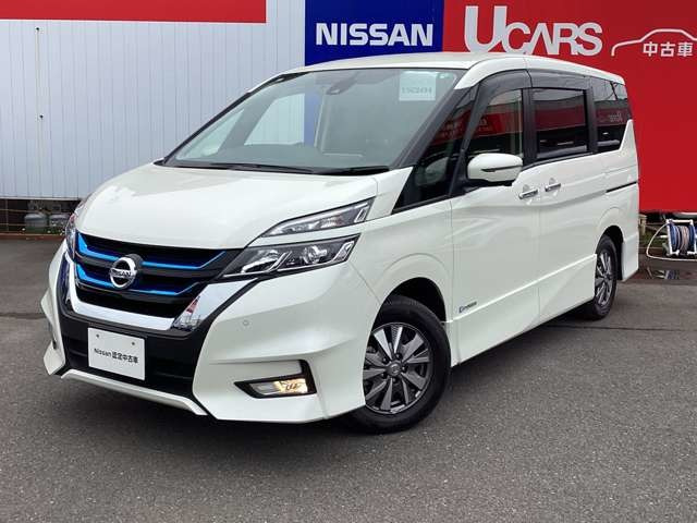 セレナ 1.2 e-POWER ハイウェイスター V 