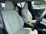 XC40 B4 AWD インスクリプション 4WD 