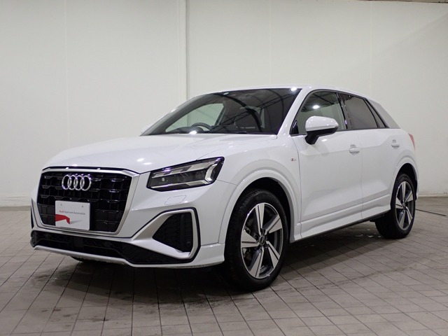 Q2 35 TFSI Sライン 