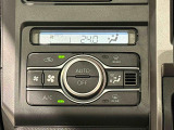 車内空調は”AUTOエアコン”にお任せ。運転に集中出来ますよ!