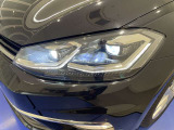 少ない消費電力でクリアな視界を確保するLEDヘッドライトです!