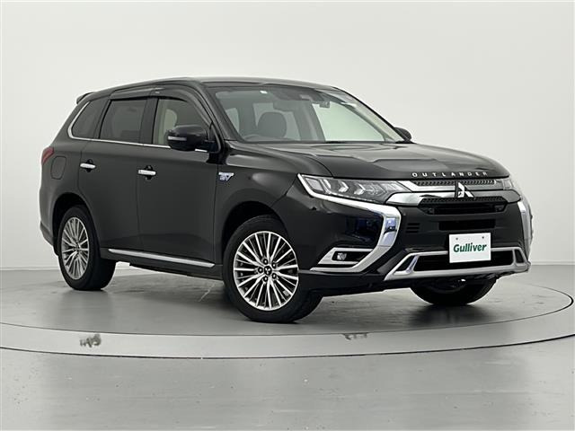 アウトランダーPHEV 2.4 G プラスパッケージ 4WD 4WD 修復歴無し
