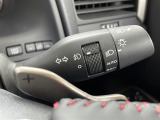 【オートライト(AUTO)】外の明るさをシステムが感知して、自動でヘッドライトが点灯します!ヘッドライトをつけ忘れを防ぐ便利機能です。