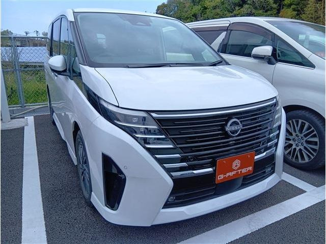 セレナ 2.0 ハイウェイスター V 12.3型ナビ360°カメラTVプロパイ衝突軽減