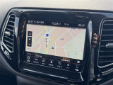 アップルカープレイとアンドロイドオートも対応のモニターになっております。もちろんバックカメラも装備されております。