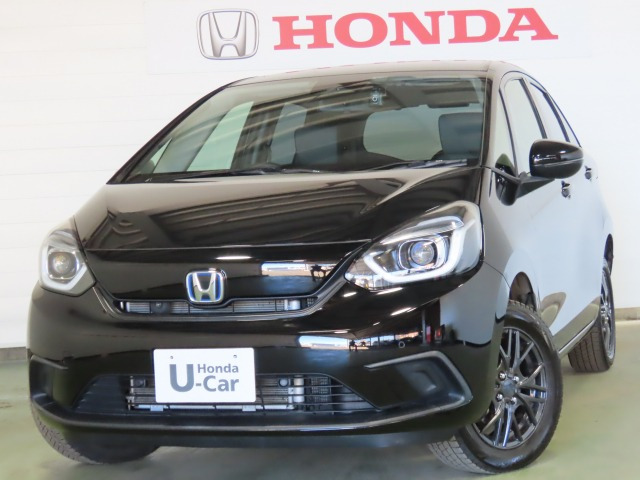 フィット  1.5 e:HEV ベーシック 4WD