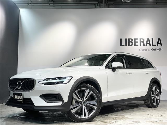 V60クロスカントリー B5 AWD プロ 4WD 4WD 本革シート