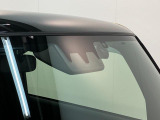 品質へのこだわり!フロアマットやシートなど車内をキレイに清掃し、ニオイや汚れなどを徹底的にクリーニングしてもらっております。室内はピカピカです☆