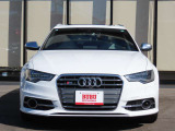 S6アバント 4.0 4WD 