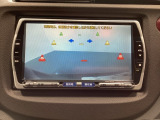 バックでの車庫入れも安心です! リアカメラが付いているバックモニター付のナビを装備しております。操作線もついており距離感も画面から確認できます。