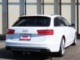 S6アバント 4.0 4WD 