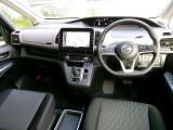 セレナ 1.2 e-POWER ハイウェイスター V 