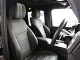 有償にて2回目の車検前までさらに安心いただける延長保証やメンテナンスサービスの各プログラムもご用意がございます。対象期間、適用条件など詳細については、セールススタッフまでお問い合わせください。
