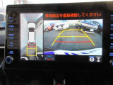 バックガイドモニターで、後方を確認しながら安心して駐車することができます。運転初心者も熟練者も必須の機能ですよ!