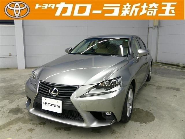 IS 300h 