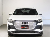 Q4 e-tron 40 アドバンスド 