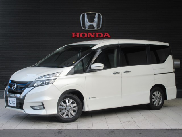 セレナ 1.2 e-POWER ハイウェイスター V 