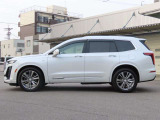 XT6 プラチナム 4WD 