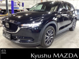 マツダのミドルクラスSUV『CX-5』魂動デザインとスカイアクティブ技術をフル搭載した初代モデルが発売され、2017年にはさらに洗練された力強い魂動デザインに進化した2代目にモデルチェンジしました。