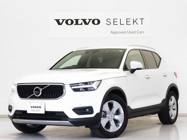 XC40 B4 モメンタム 