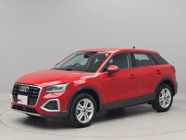 Q2 35 TFSI アドバンスド 
