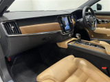 V90 T6 AWD インスクリプション 4WD 本革シート