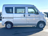 当店の届出済未使用車、中古車ご購入希望のお客様には一度ご来店いただき現車をご確認いただいております。遠方からの場合ご足労お掛けしますが一度ご来店をお願いします。
