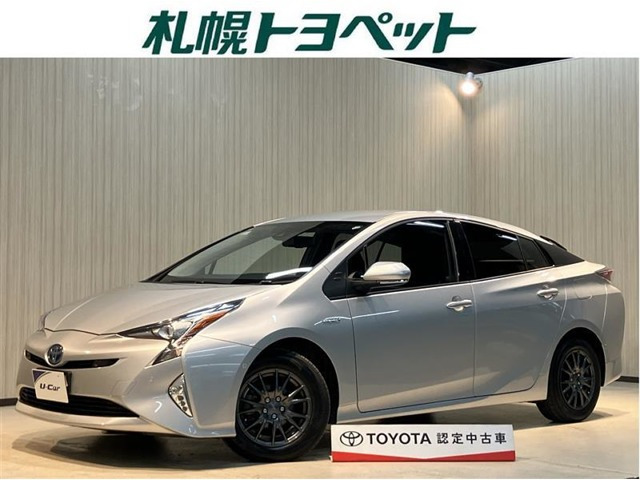 プリウス 1.8 A E-Four 4WD 