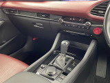 MAZDA3ファストバック 2.0 20S バーガンディ セレクション 本革シート 修復歴無し