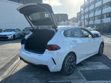 お車はご予約状況などによりご案内出来ない場合がございます。ご来店頂ける際は、事前にご連絡くださいますようお願い申し上げます。